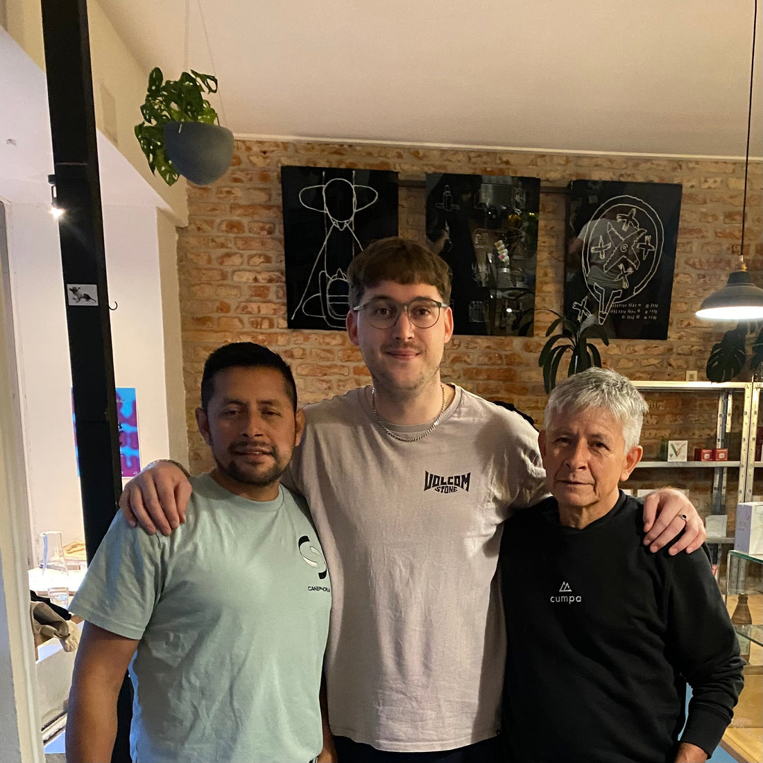 Besuch bei Stray Coffee in München – Austausch mit unseren Partnern aus Peru